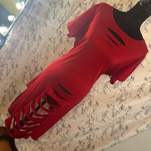 Cut out asymmetrical shirt